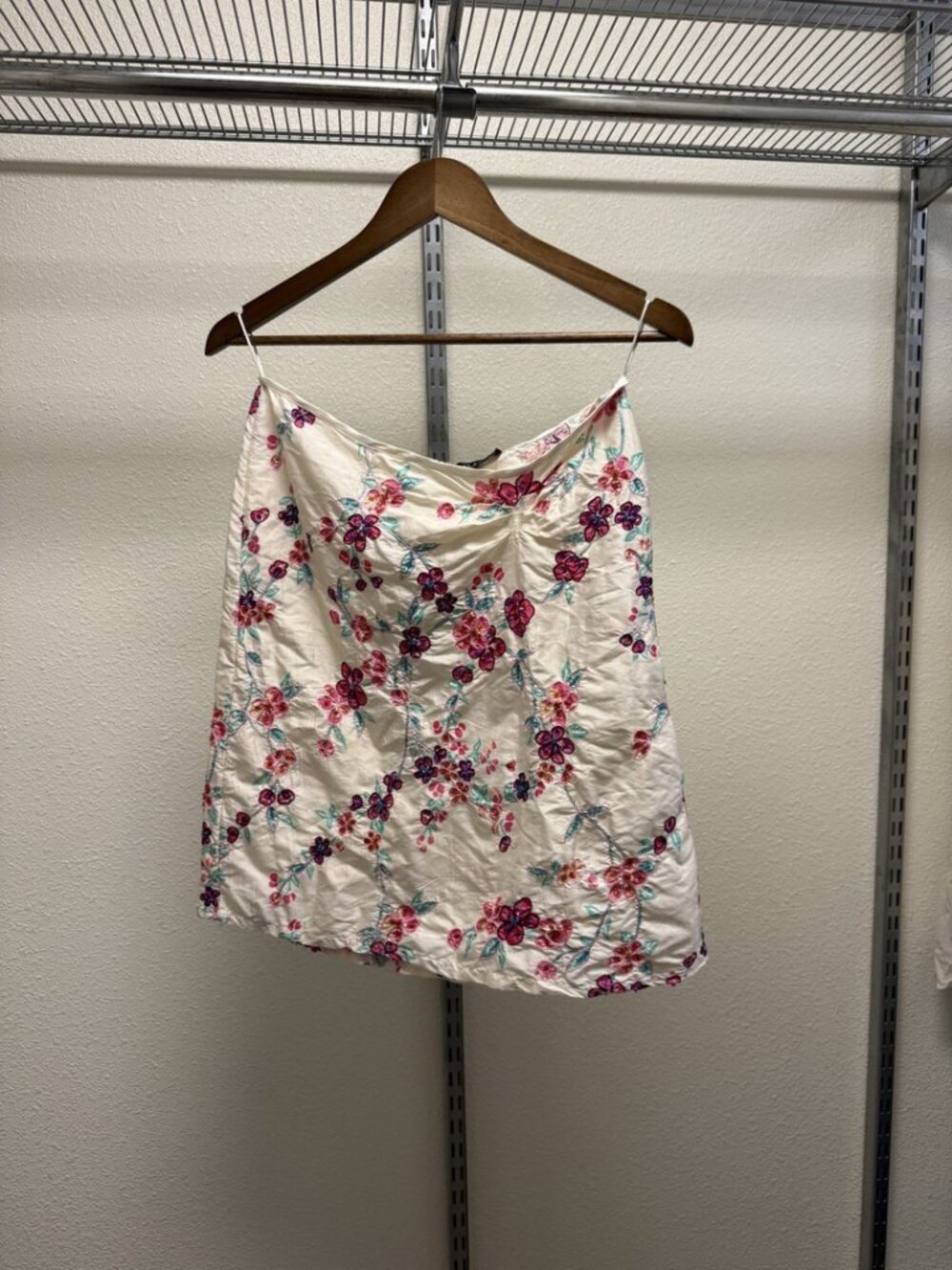 Adele Fado Cream Silk Cherry Blossom Embroidered Sequin Mini Skirt IT 40